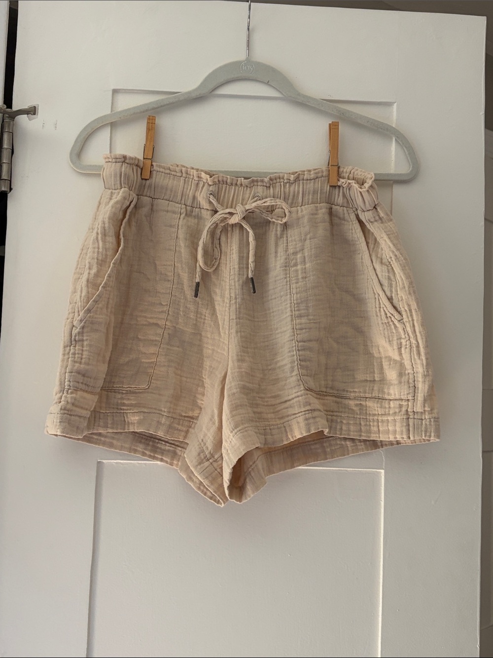 GAP Cream High-Waist Drawstring Casual Shorts